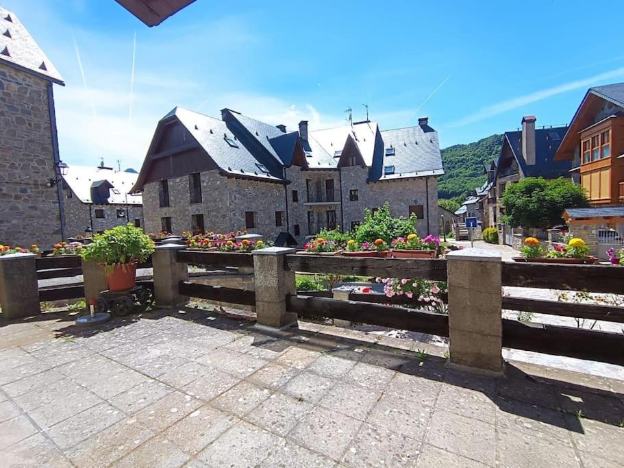 Pena Telera Petfriendly - Arafita Apartamentos El Pueyo de Jaca Exterior foto